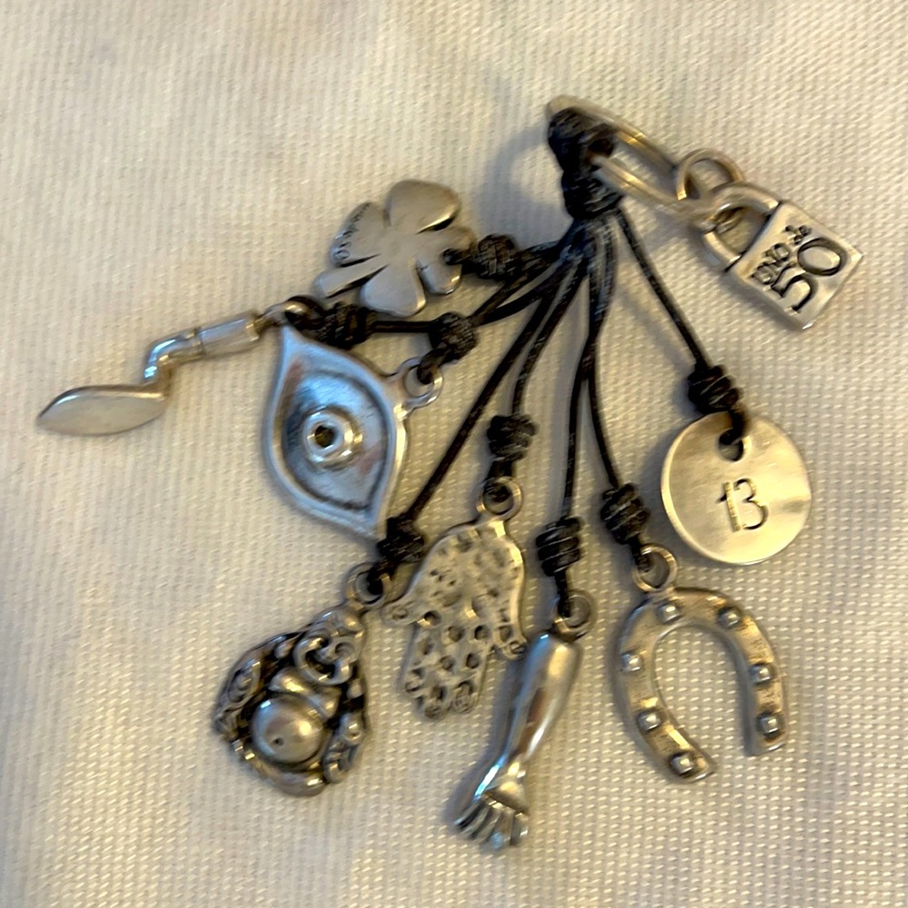 UNO de 50 GOOD LUCK Purse Charm. Excellent condition.